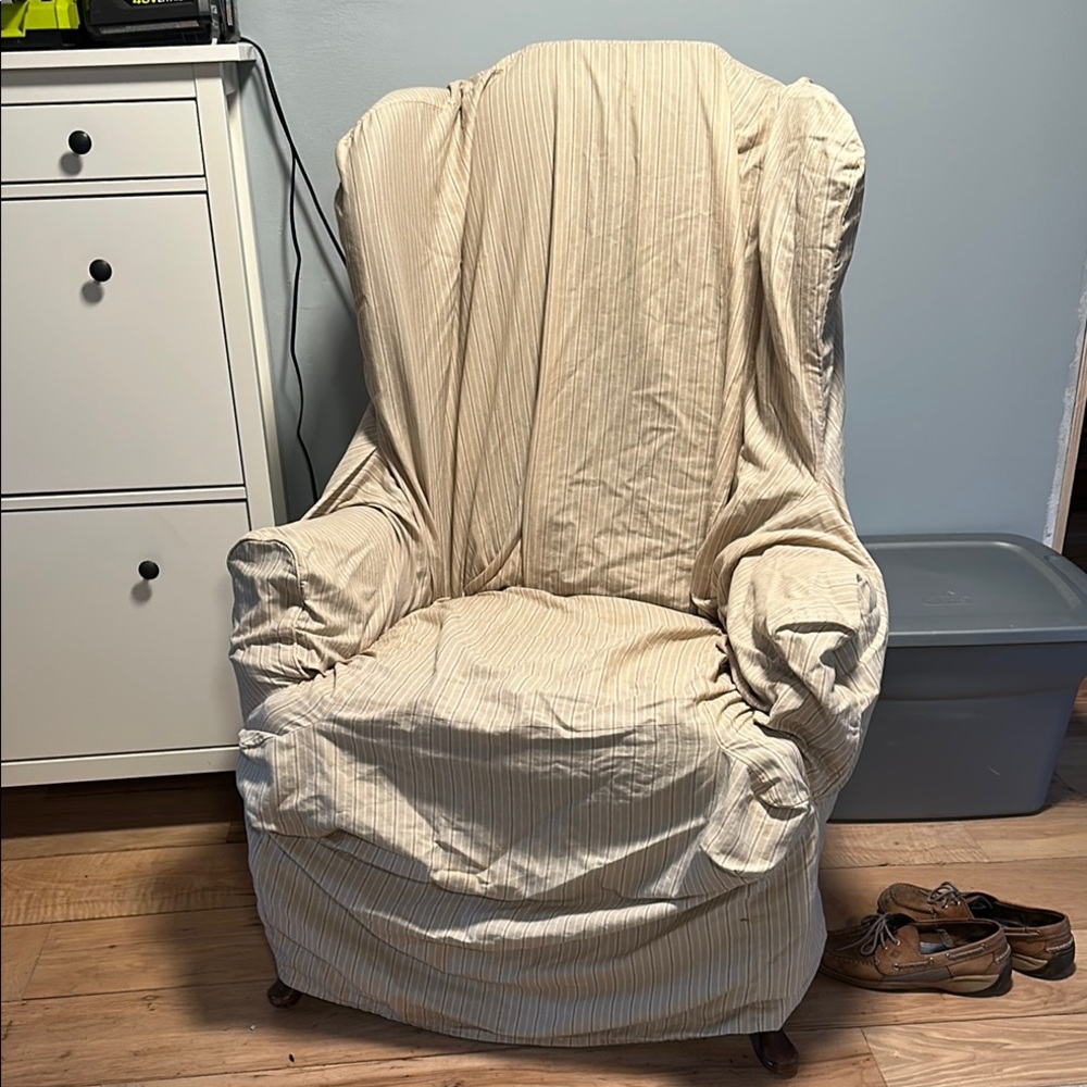Room Essentials Cream & Khaki Wingback Chair Cover